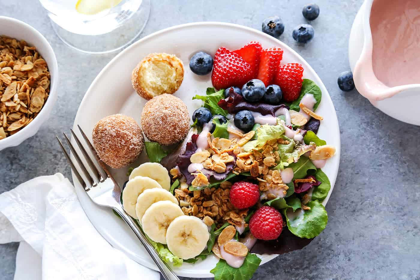 breakfast bowl, fresh berries, granola, HD Desktop Wallpaper