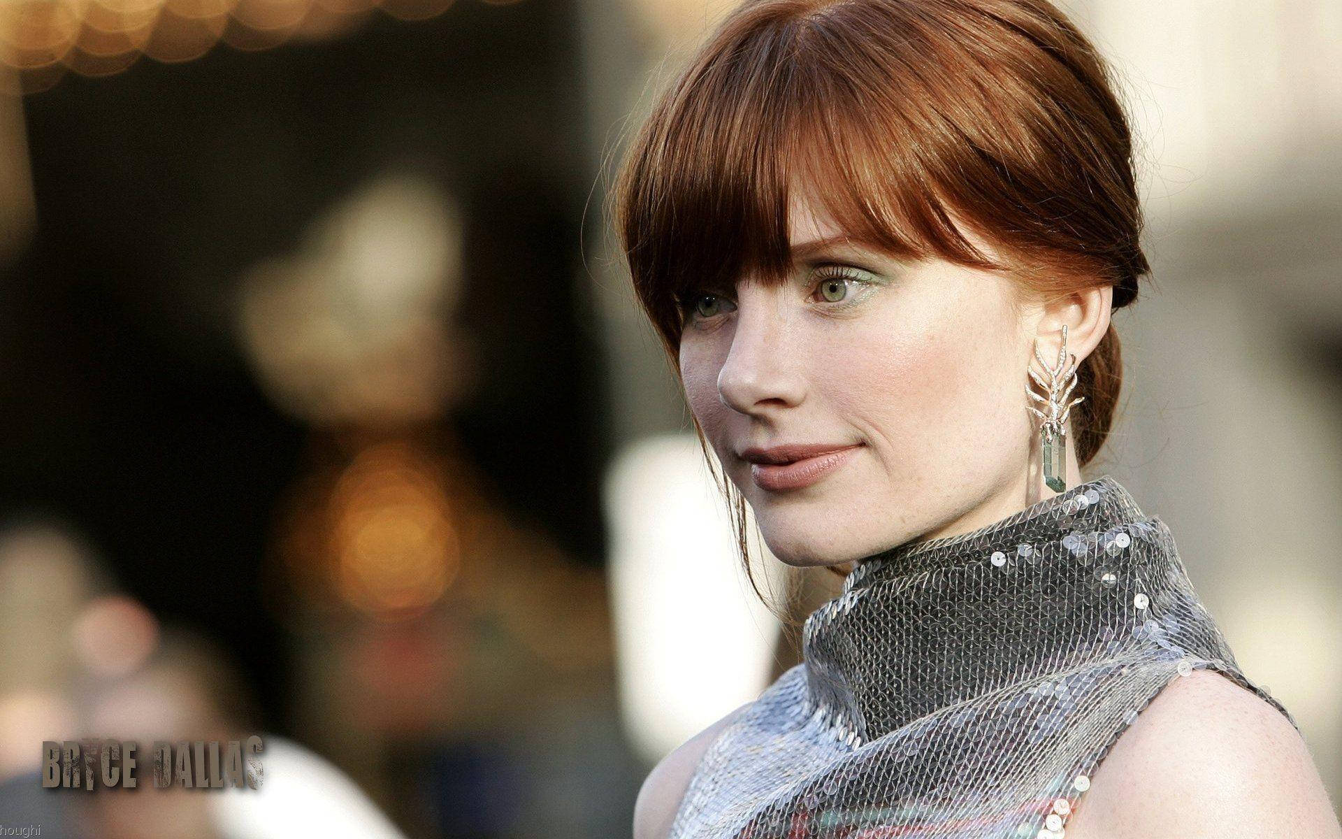Bryce Dallas Howard, silver dress, shimmering silver high-neck dress, Full HD Desktop Wallpaper