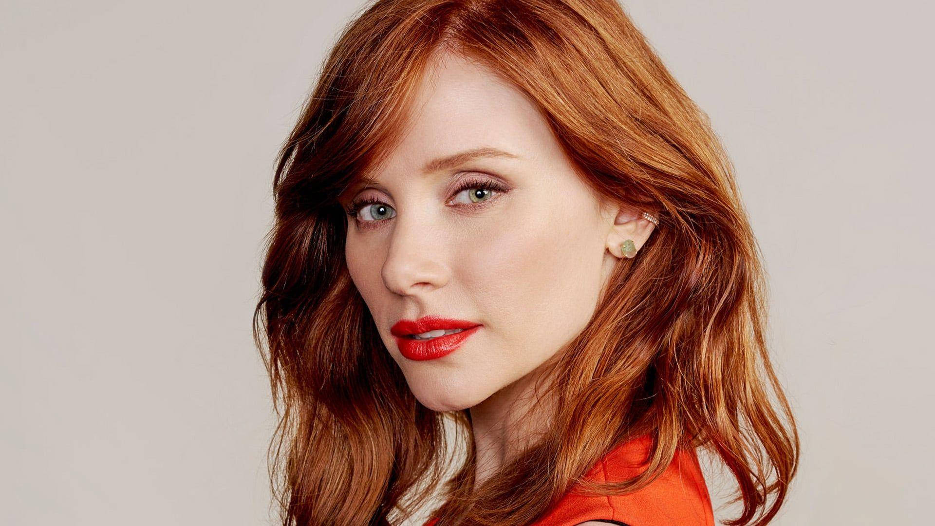 Bryce Dallas Howard, vibrant red hair, bold red lips, Full HD Desktop Wallpaper