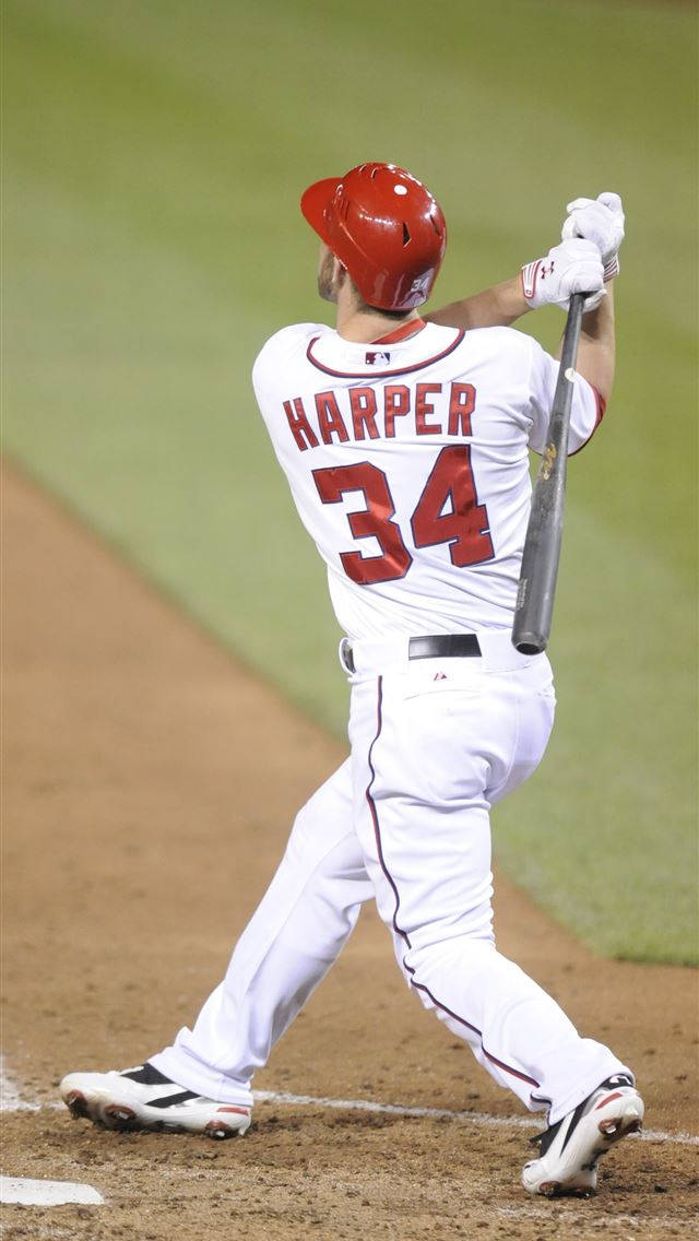 Bryce Harper, number 34, white uniform, SD Phone Wallpaper
