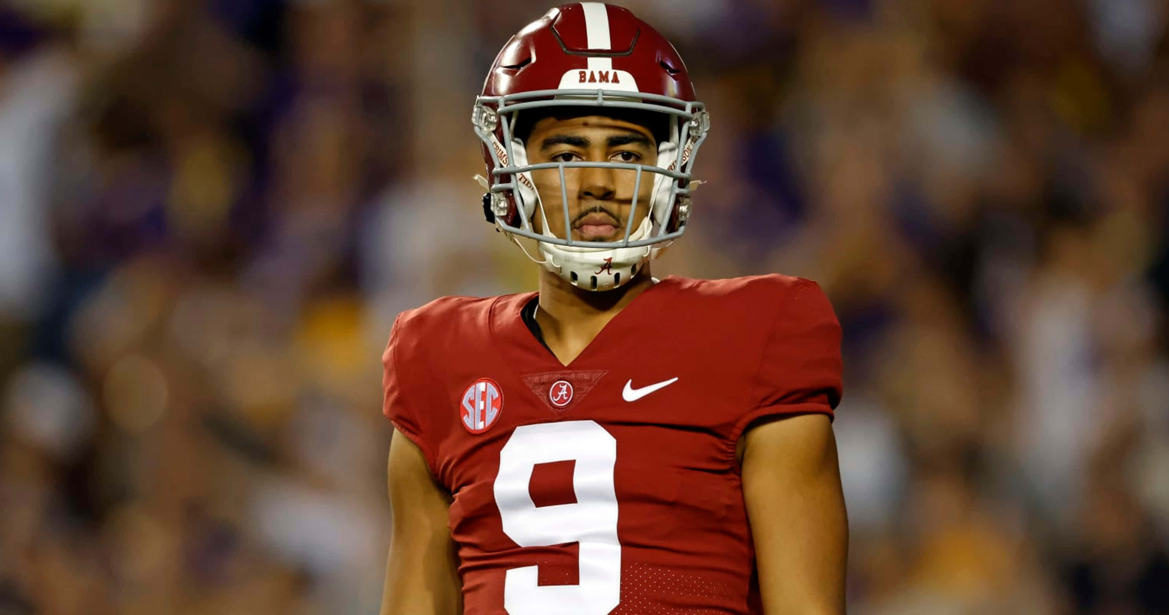 Bryce Young, crimson Alabama jersey, number nine, 2K Desktop Wallpaper