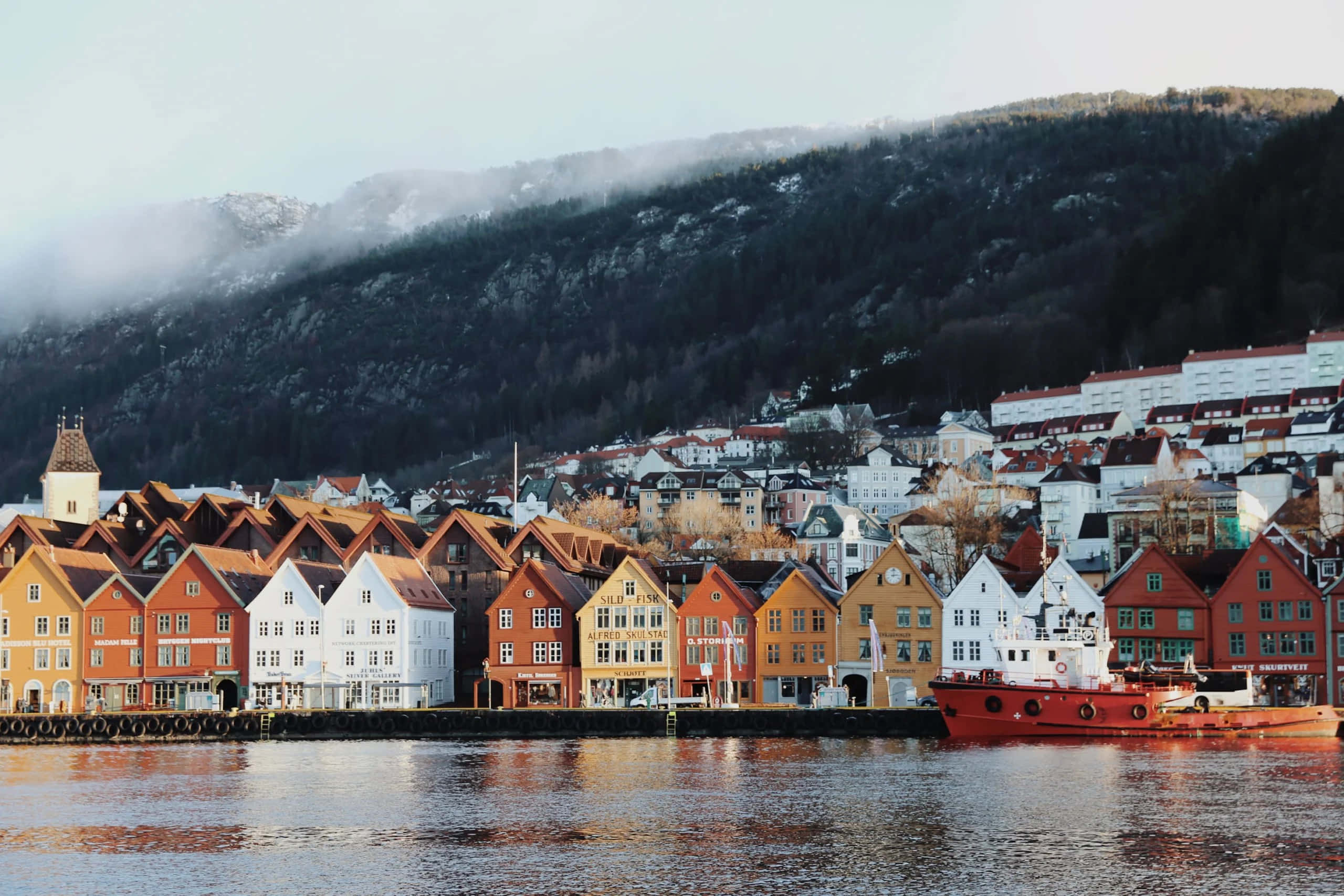 Bryggen, waterfront, colorful traditional houses, 2K Desktop Wallpaper