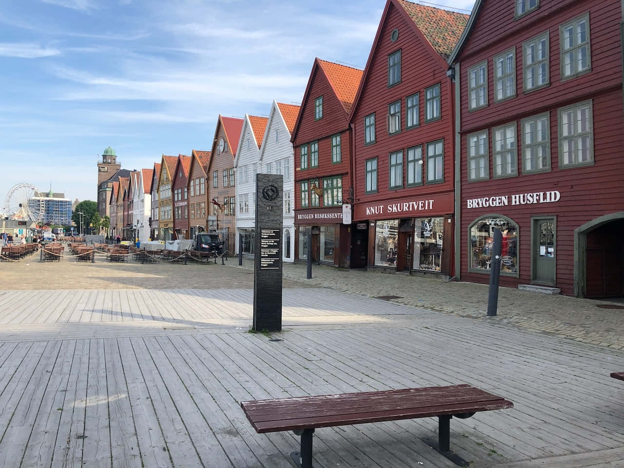 Bryggen, historic Norwegian wooden houses, red roofs, HD Desktop Wallpaper