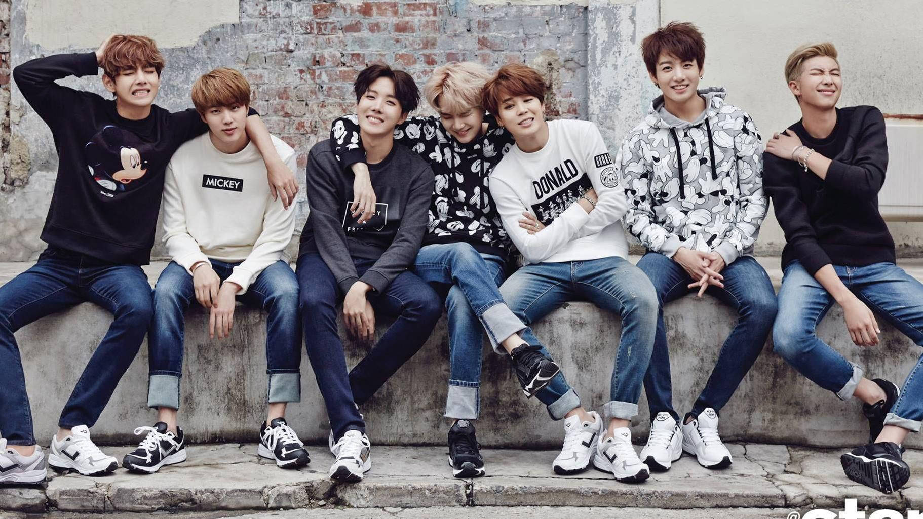 BTS 2020, concrete bench, brick wall, HD Desktop Wallpaper