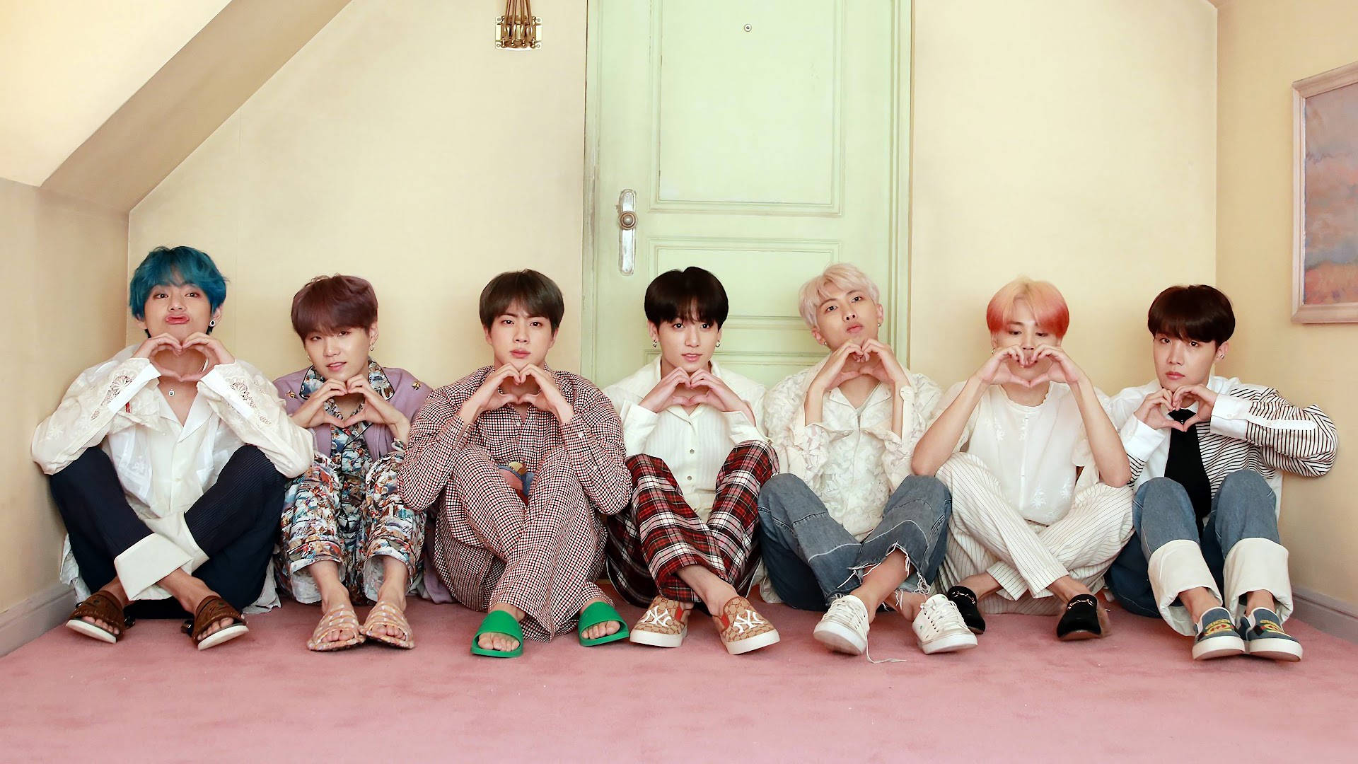 Bts Cute Aesthetic, heart shape, pink floor, Full HD Desktop Wallpaper
