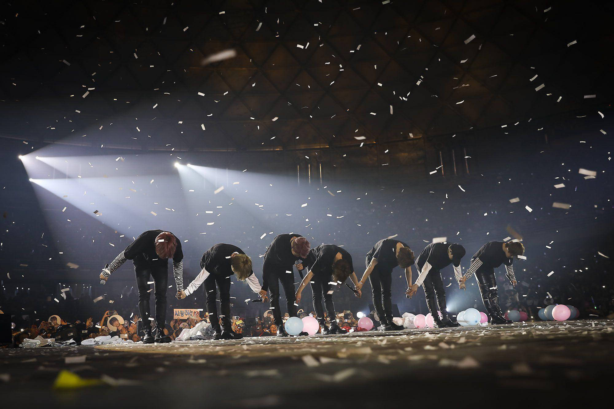 BTS, concert, bowing, Full HD Desktop Wallpaper