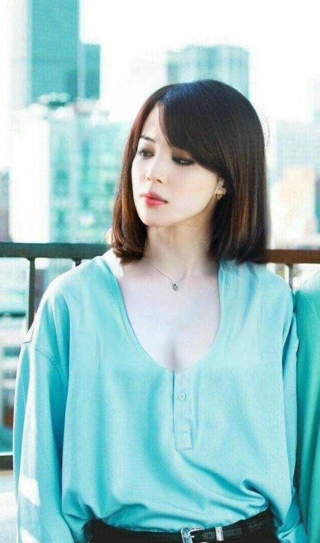 BTS Girls, medium hair, light blue blouse, SD Phone Wallpaper