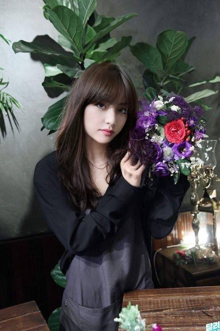 BTS Girls, purple flowers, red flowers, SD Phone Wallpaper