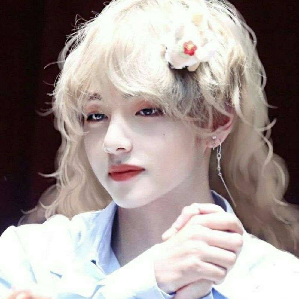 BTS Girls, V, blonde, SD Desktop Wallpaper