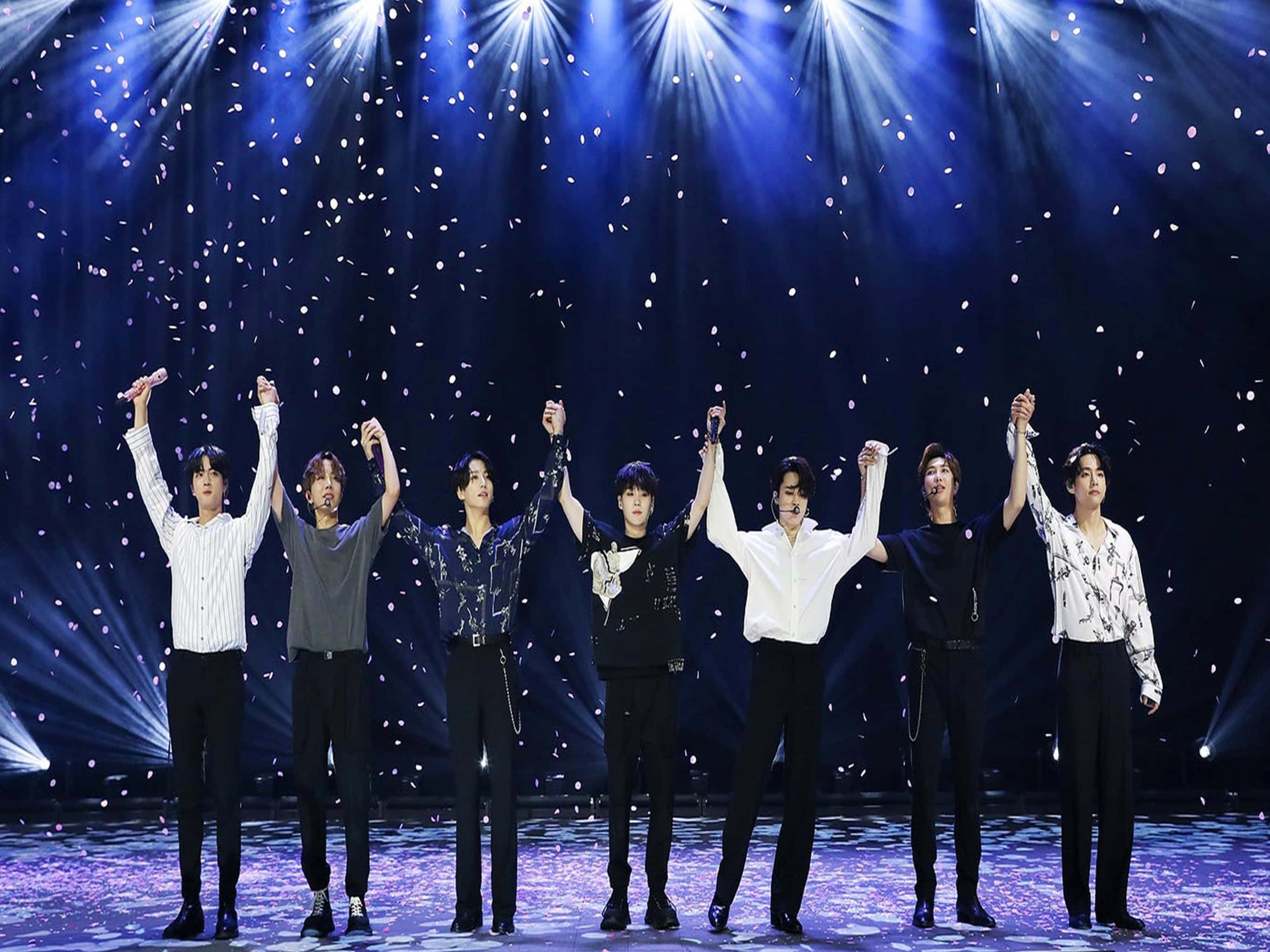 BTS, performance stage, blue spotlights, 2K Desktop Wallpaper