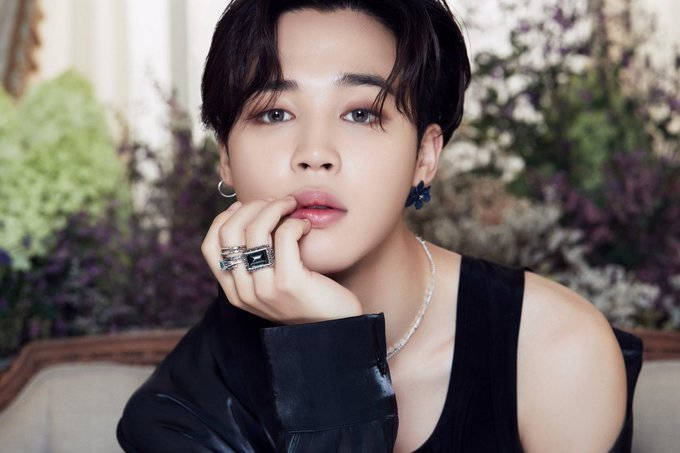 BTS Jimin, dark hair, bold jewelry, SD Desktop Wallpaper