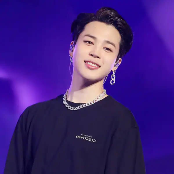 BTS Jimin, black tshirt, vibrant purple stage backdrop, SD Desktop Wallpaper