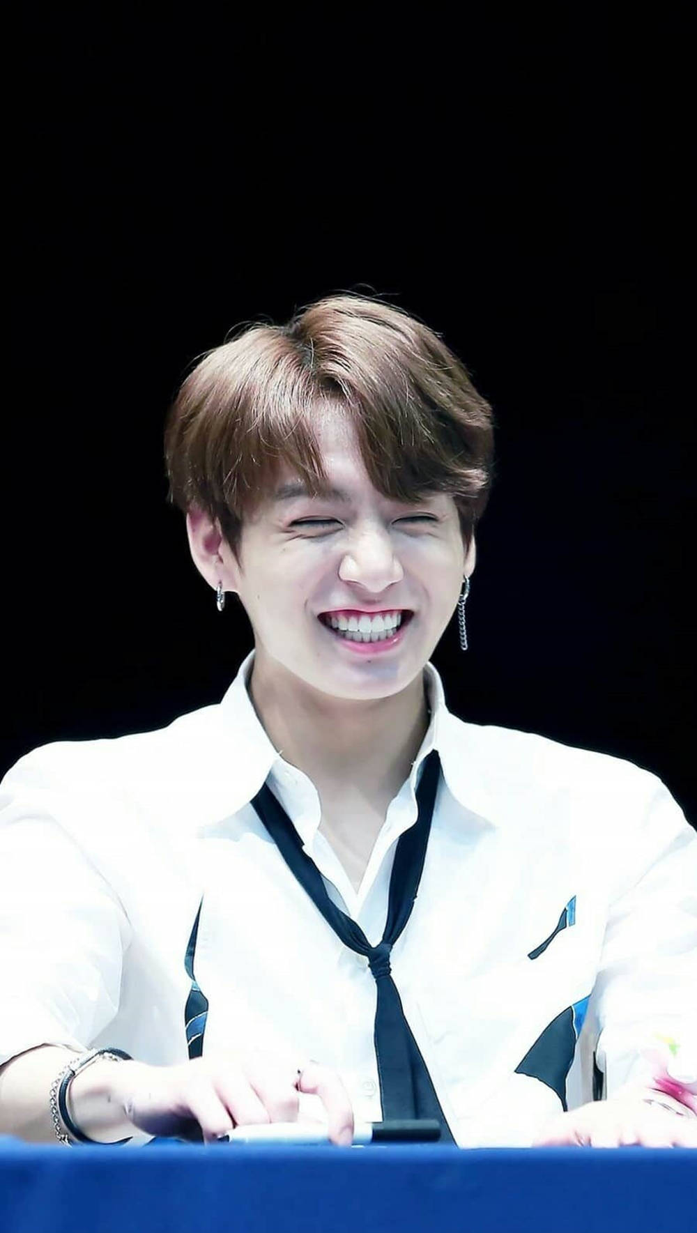 BTS Jung Kook, cute bunny smile, brown hair, HD Phone Wallpaper