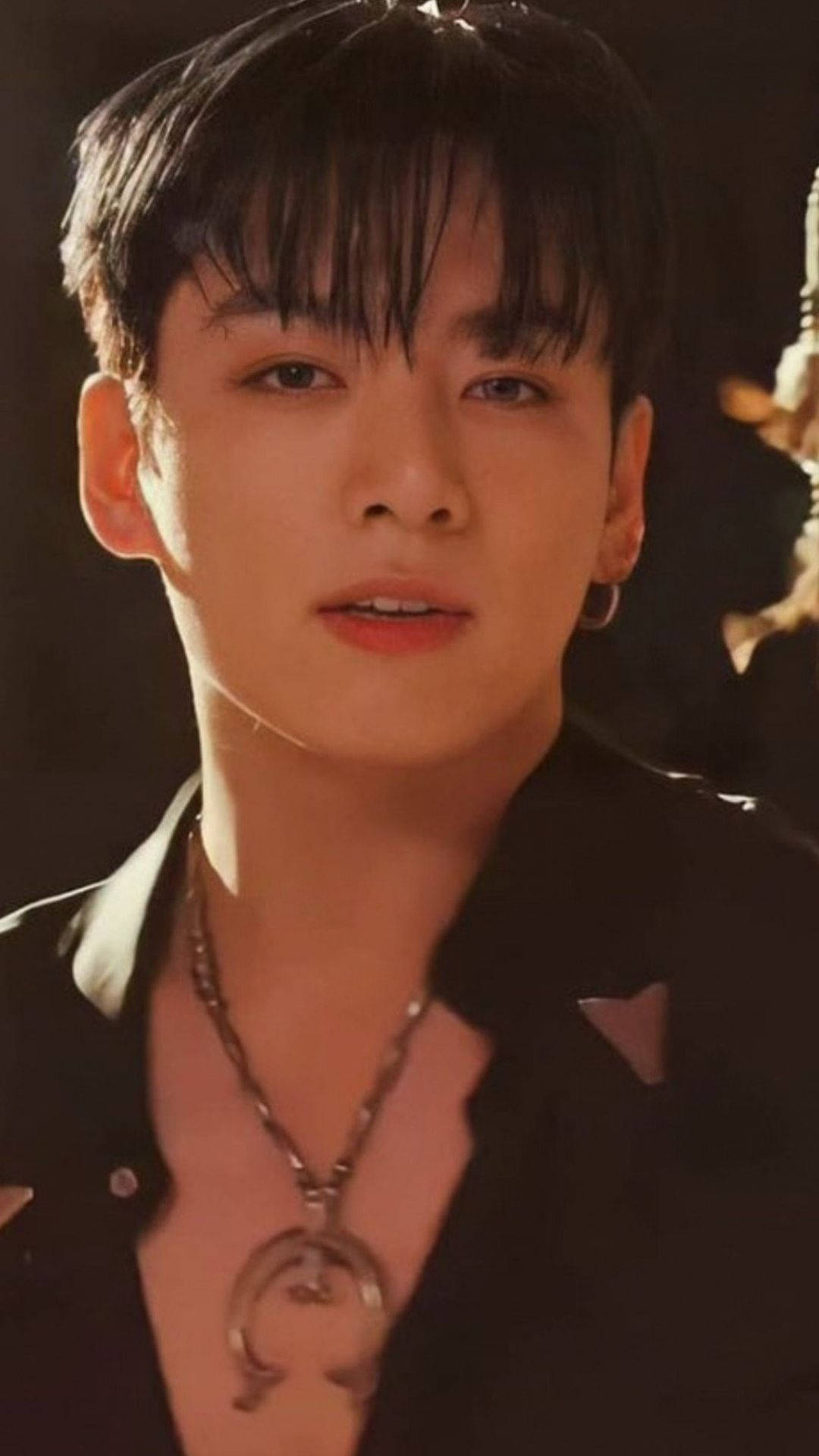 BTS Jung Kook, dark hair, silver pendant necklace, Full HD Phone Wallpaper