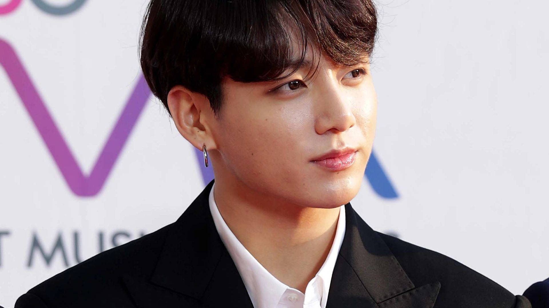 BTS Jung Kook, black suit, white shirt, Full HD Desktop Wallpaper