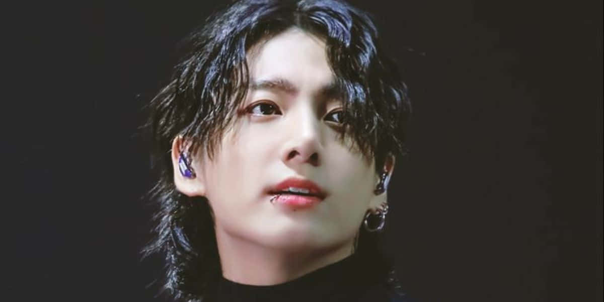 BTS Jungkook, long hair, dark wavy hair, SD Desktop Wallpaper