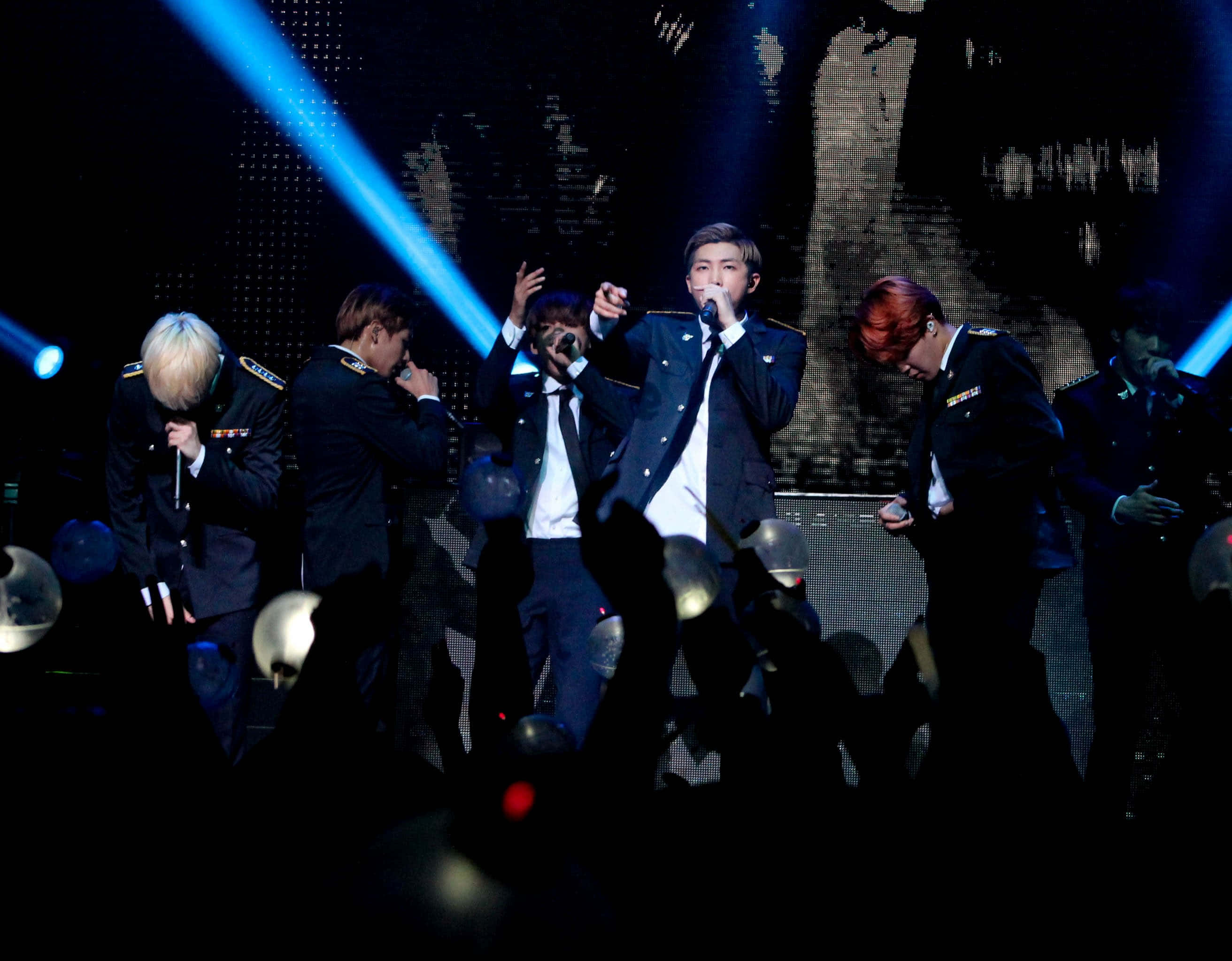 BTS Live, blue spotlights, stage, 2K Desktop Wallpaper
