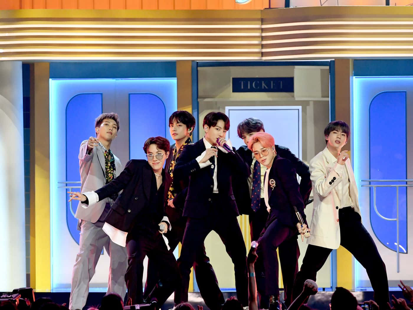 BTS, Seven male K-pop idols, stylish suits, HD Desktop Wallpaper
