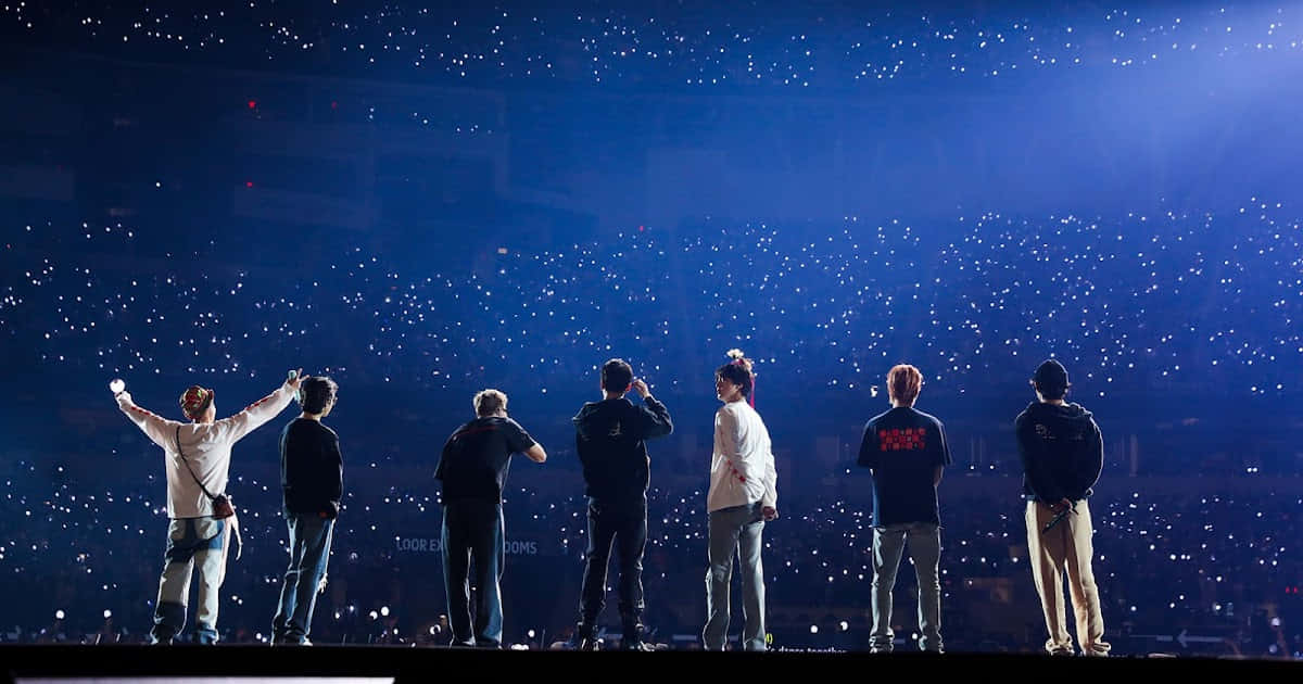 BTS Permission to Dance, stage, sea of glowing phone lights, SD Desktop Wallpaper