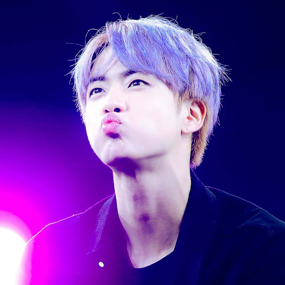 purple haired pout b t s member, blue-tinted hair, vibrant purple and blue stage backdrop, SD Desktop Wallpaper