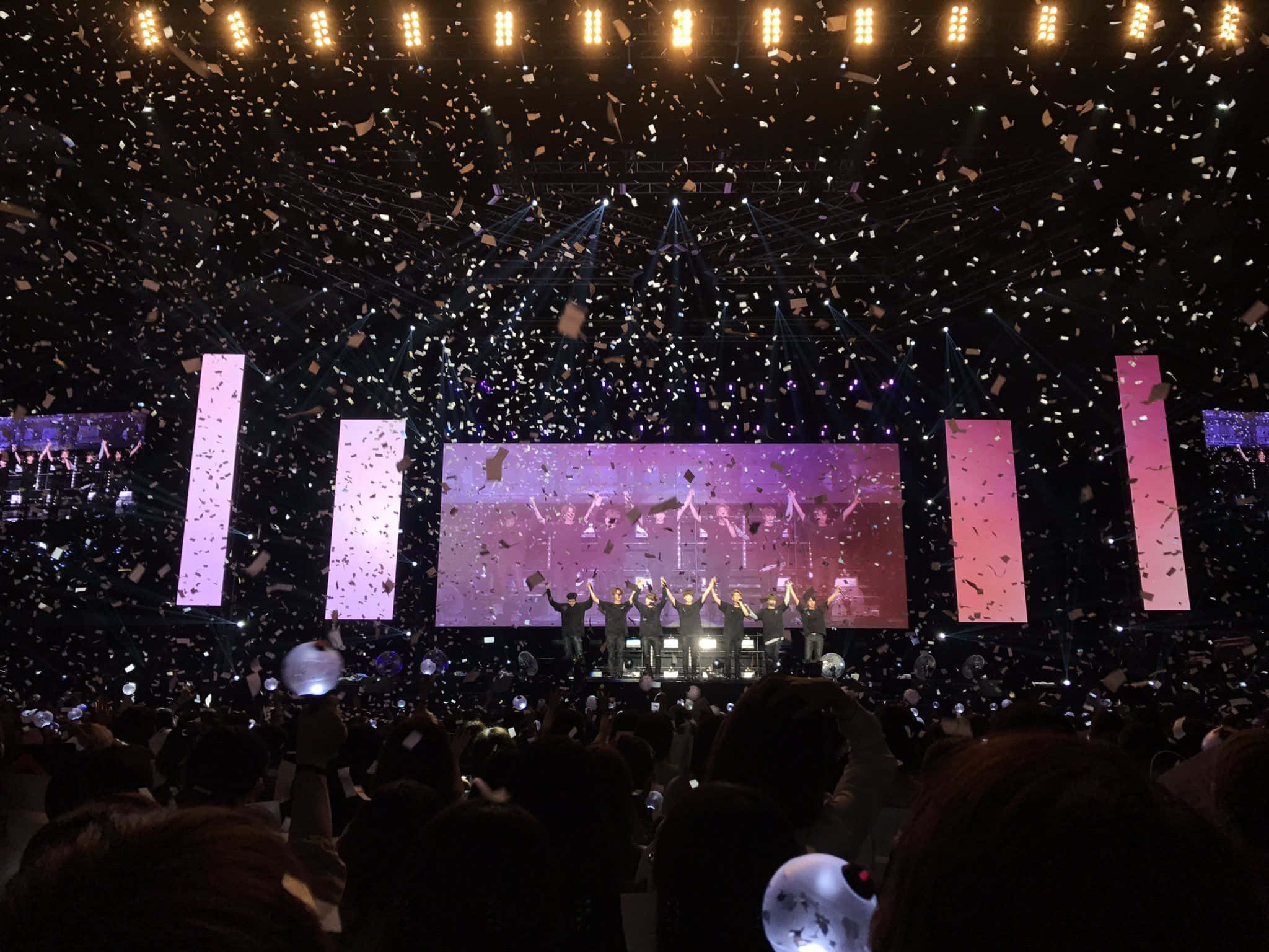 BTS, electrifying live stage performance, purple light, Full HD Desktop Wallpaper
