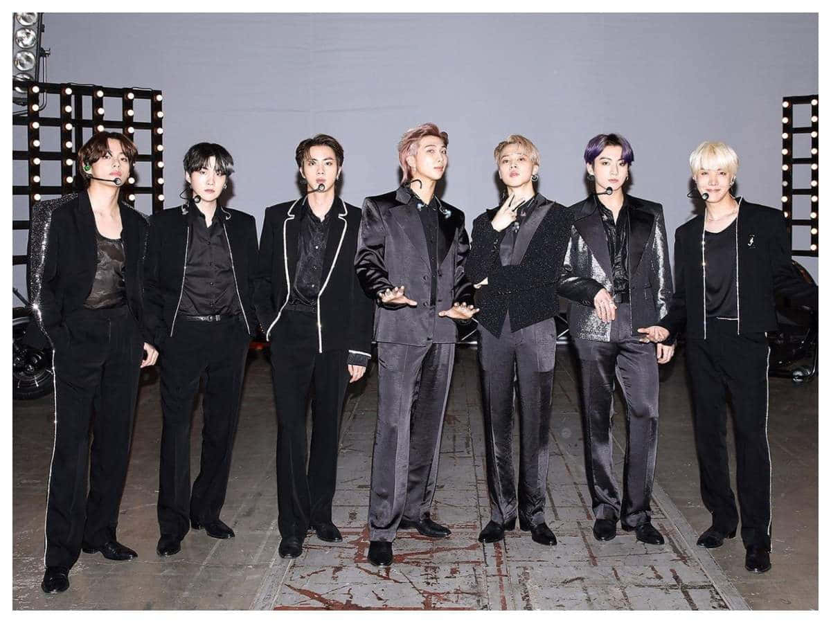 BTS, black suits, colorful hair, SD Desktop Wallpaper