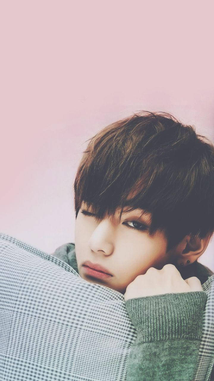 BTS Tae Hyung, tousled dark hair, checkered pillow, HD Phone Wallpaper