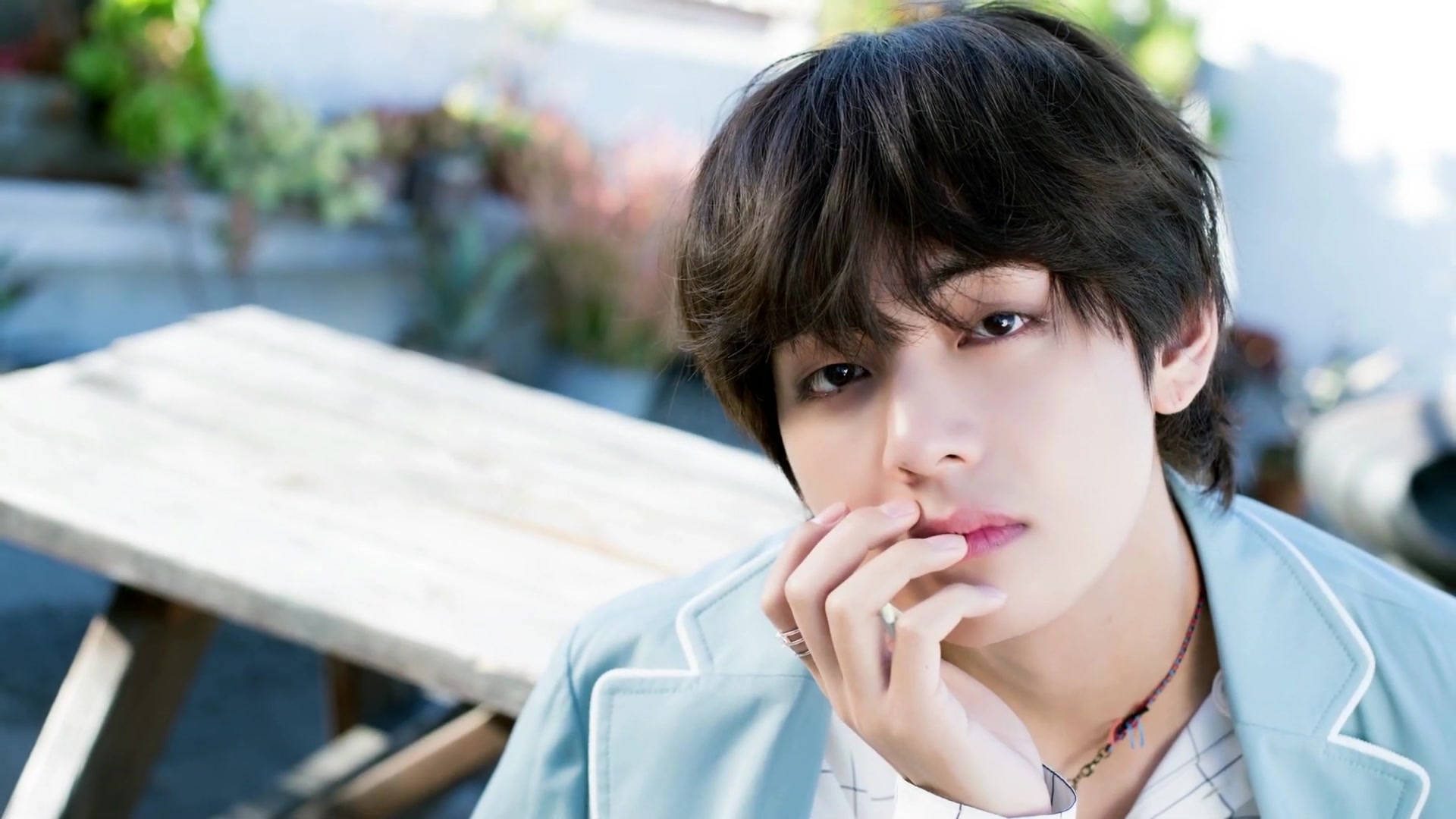 BTS V, light blue coat, dark hair, Full HD Desktop Wallpaper