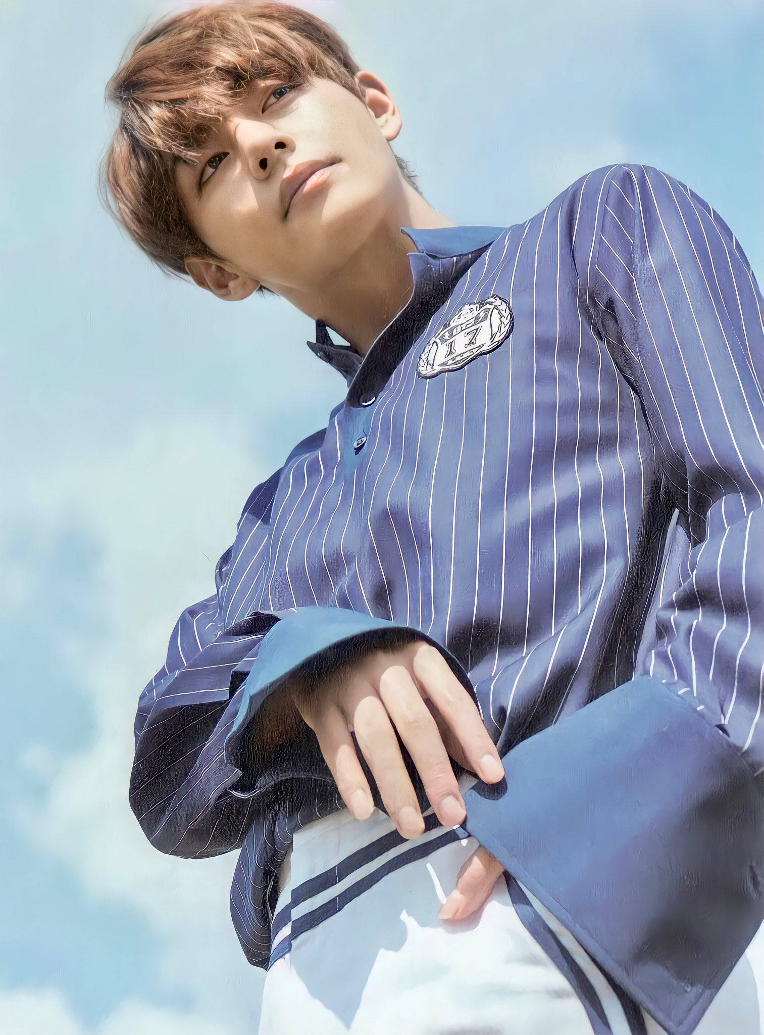 BTS V, blue pinstripe shirt, bright sky, Full HD Phone Wallpaper