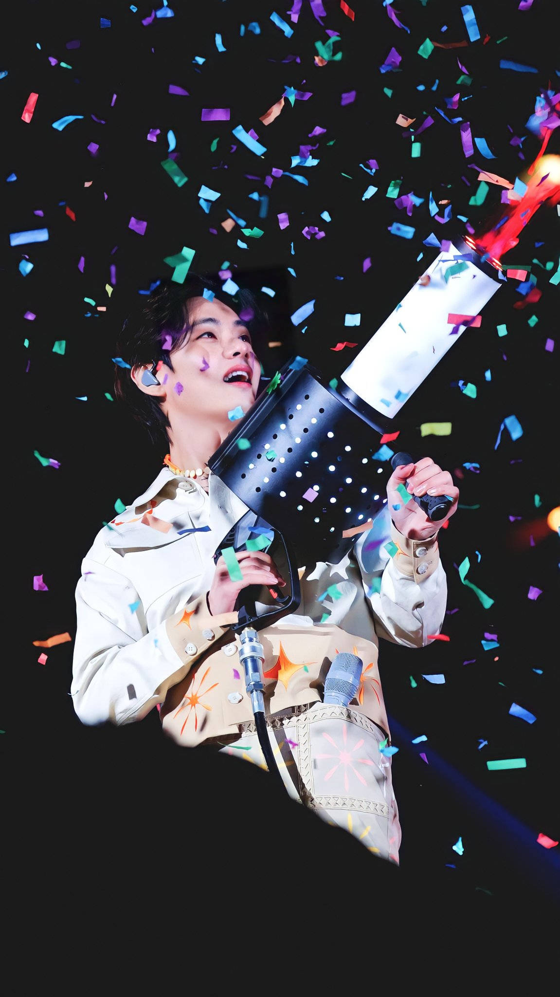 BTS V, confetti cannon, dark stage backdrop, Full HD Phone Wallpaper