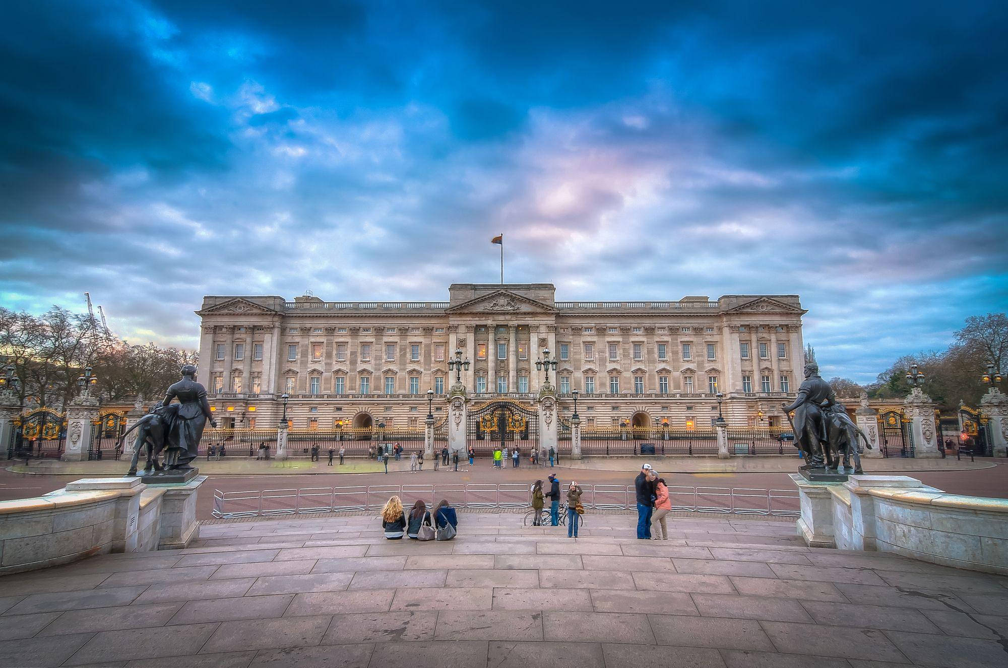Buckingham Palace, steps, twilight sky, Full HD Desktop Wallpaper