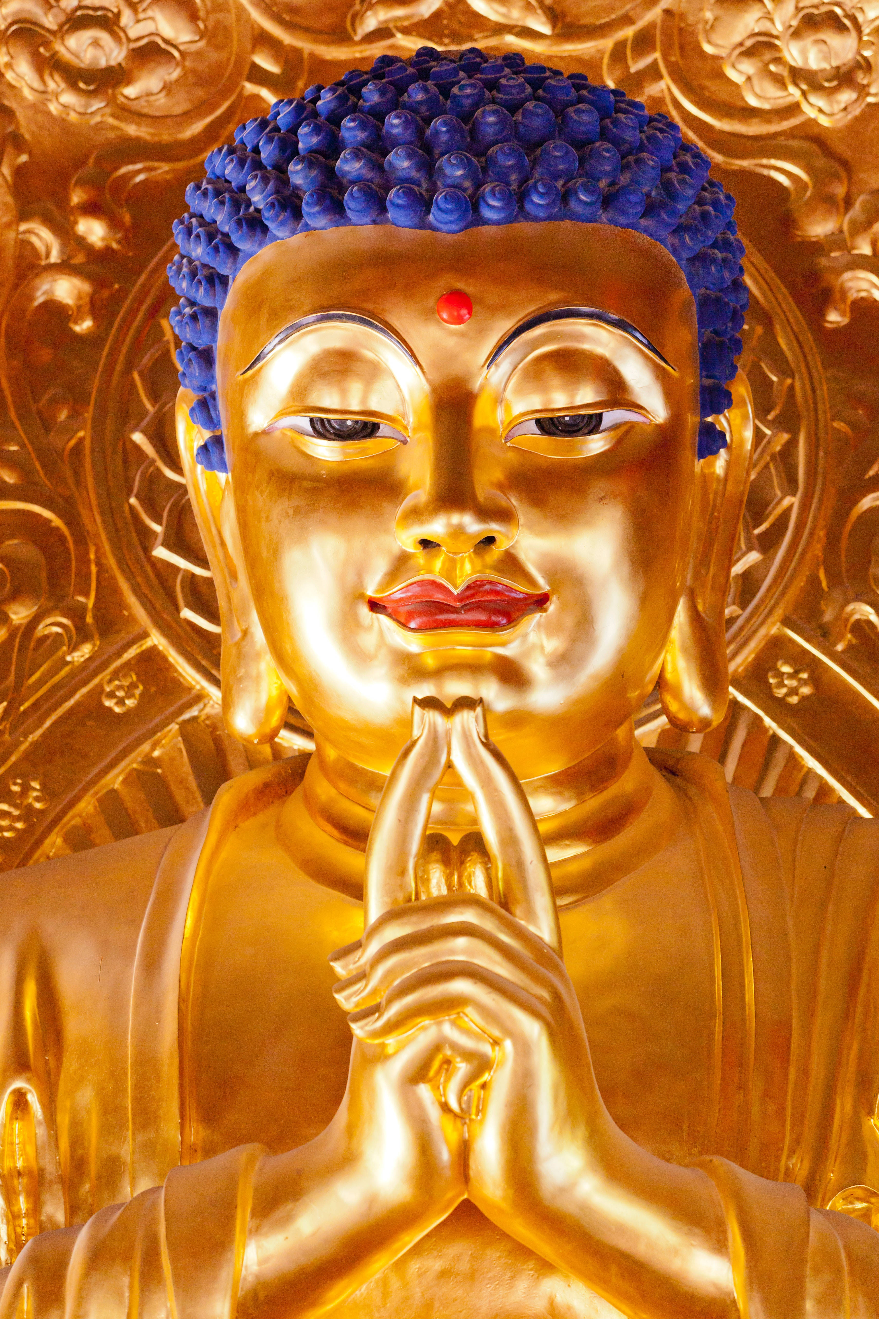 Golden Buddha, blue ushnisha, red bindi, 5K Phone Wallpaper