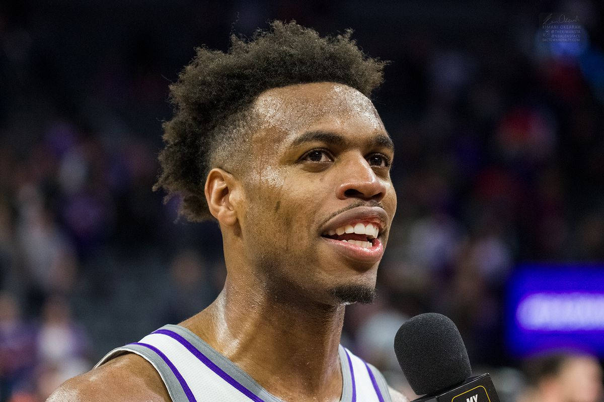 Buddy Hield, white and purple jersey, microphone, SD Desktop Wallpaper