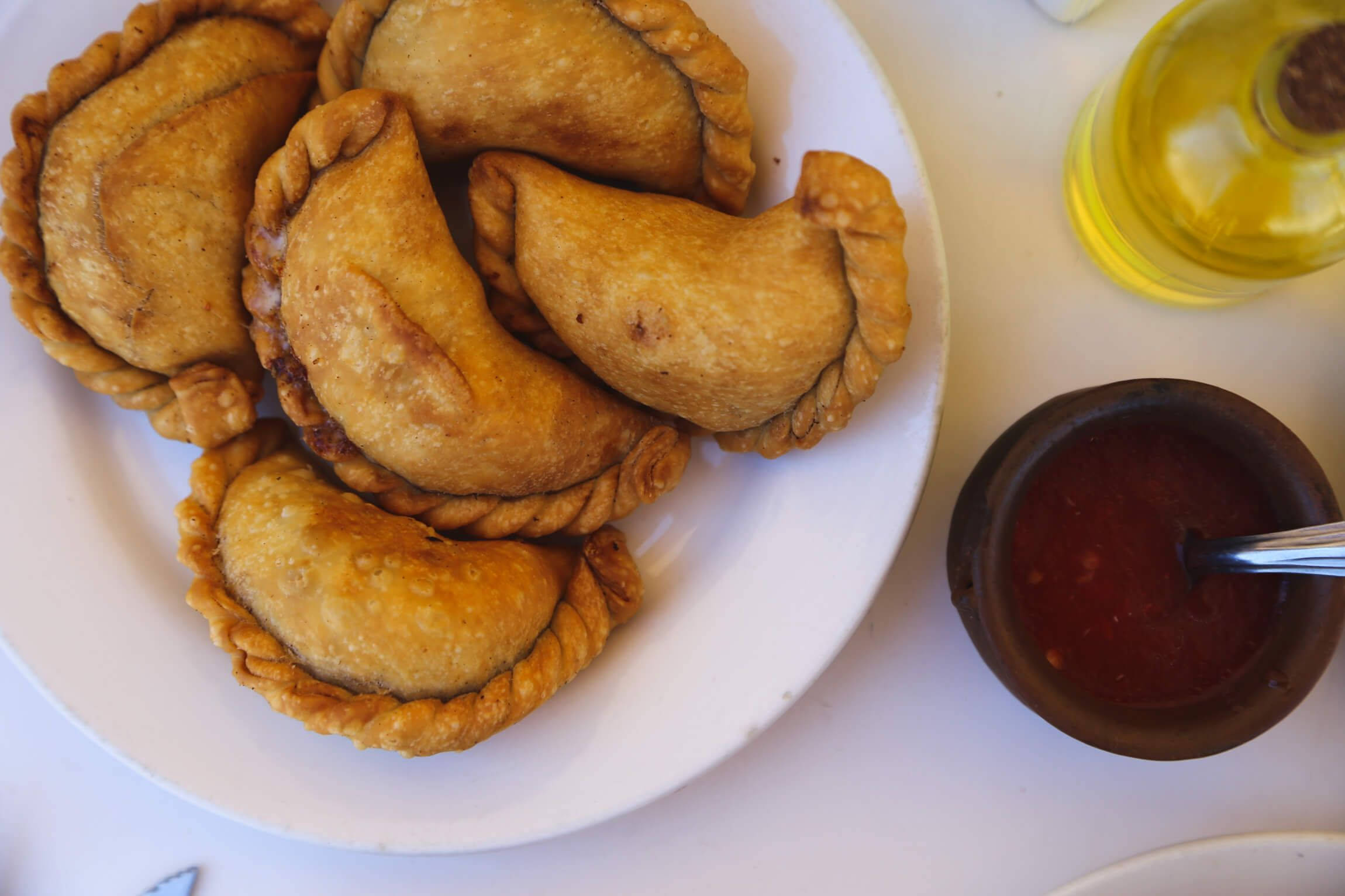 Buenos Aires, empanada, golden fried, Full HD Desktop Wallpaper