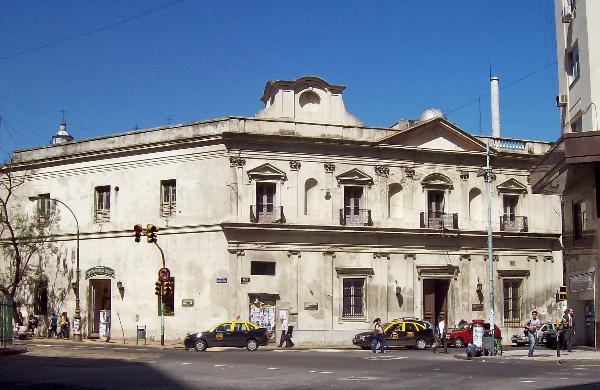 Buenos Aires, neoclassical building, arched windows, Full HD Desktop Wallpaper
