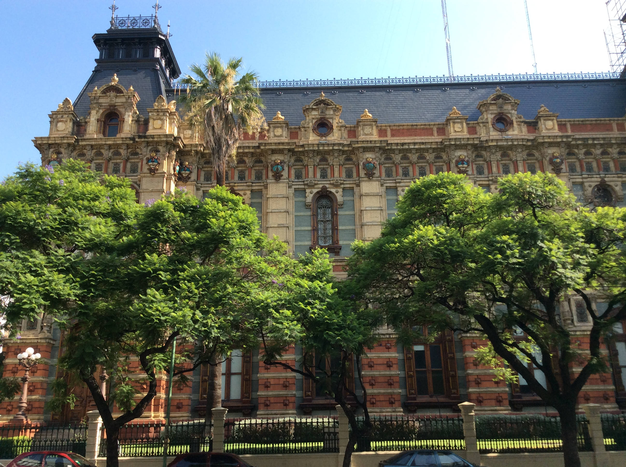 Buenos Aires, the Water Company Palace, red brick, 2K Desktop Wallpaper