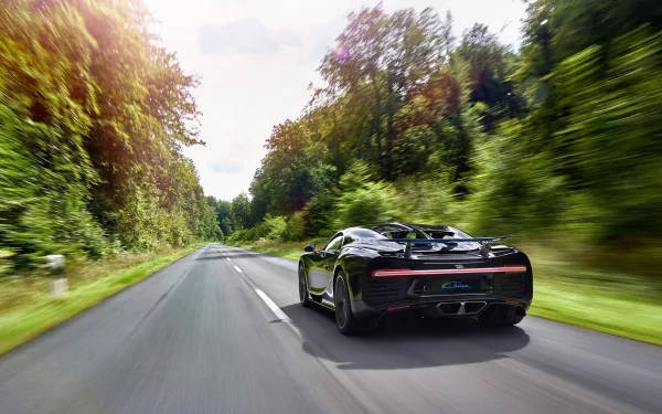 Bugatti Chiron, 4K, sleek black sports car, SD Desktop Wallpaper