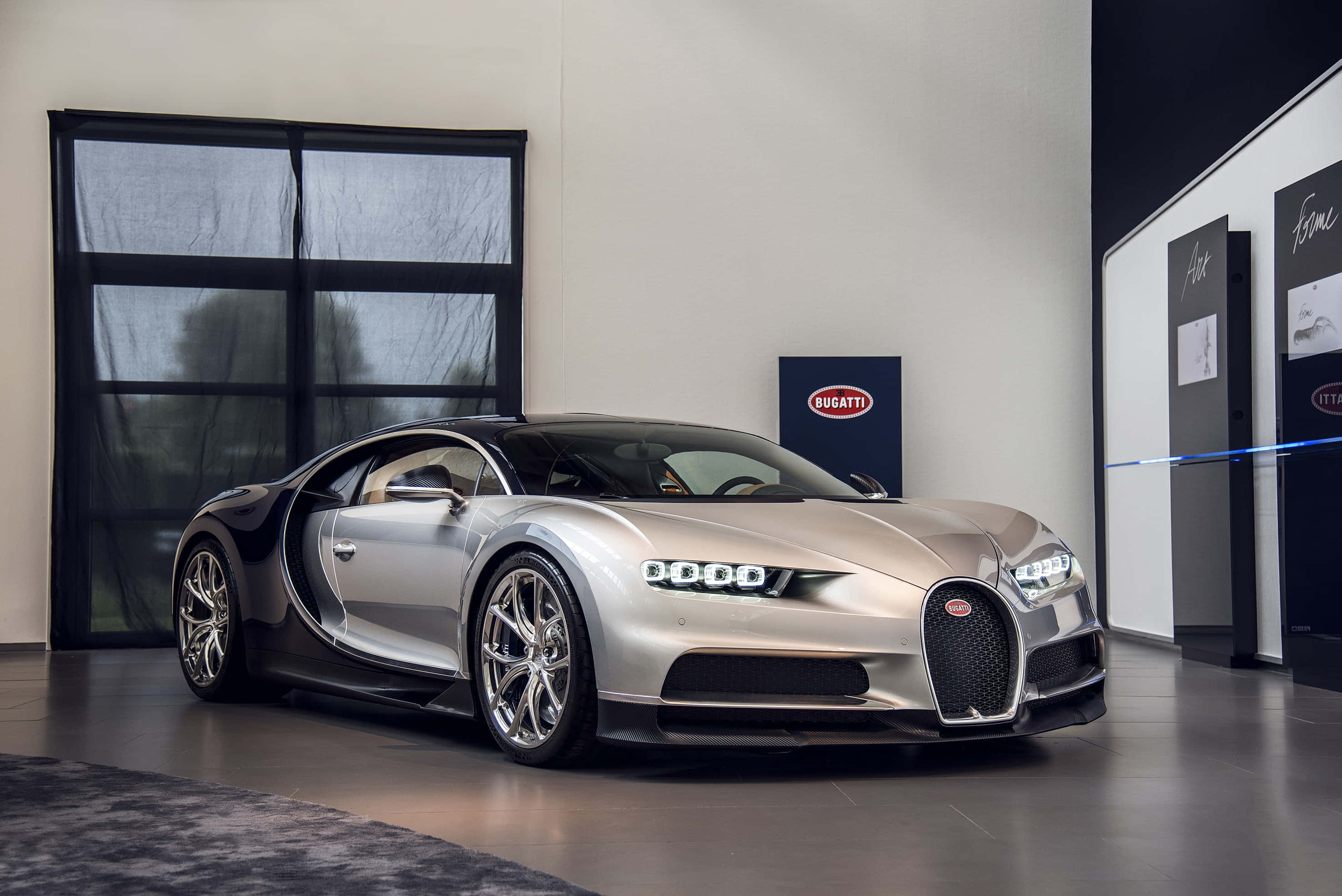 Bugatti Chiron, silver, studio lights, 2K Desktop Wallpaper