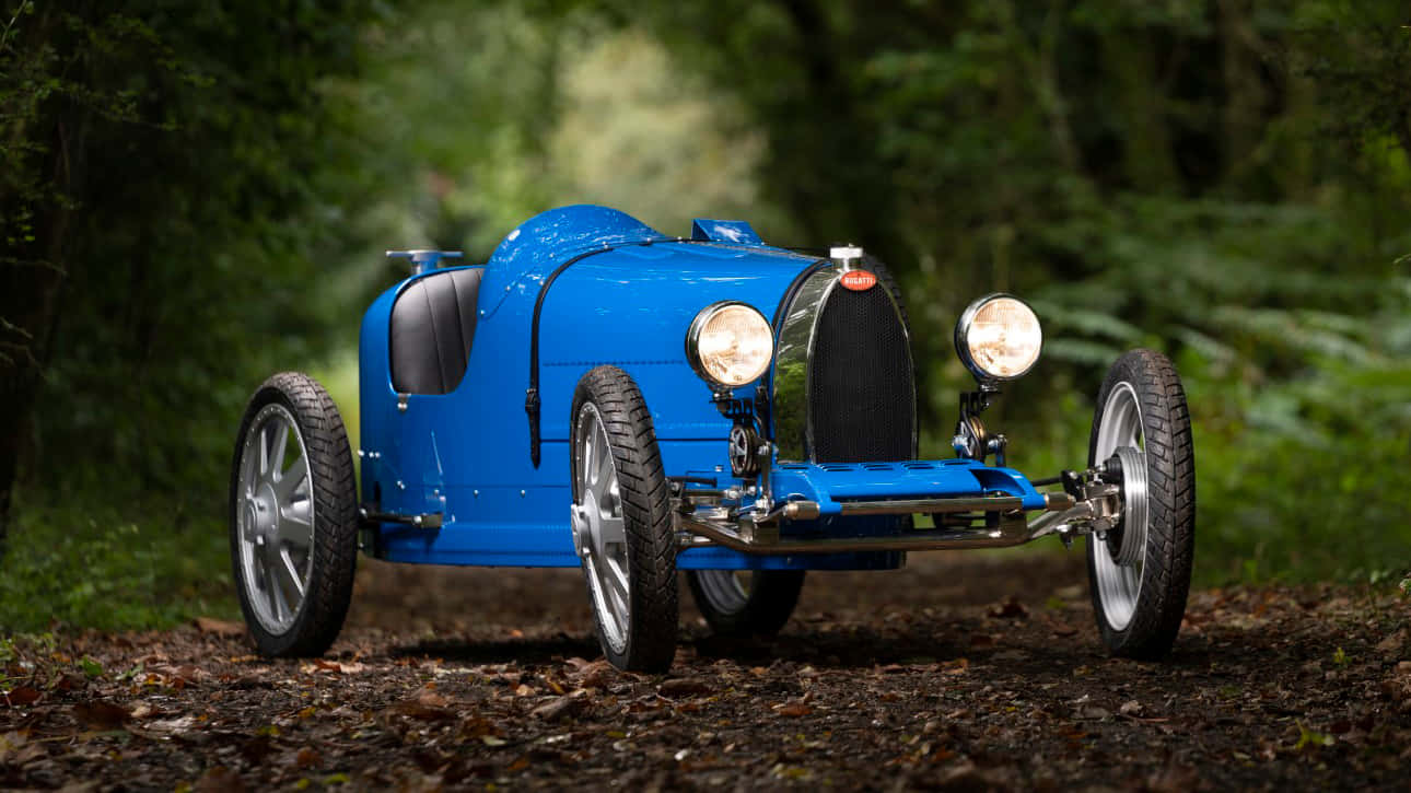 Bugatti Type 35, vibrant blue, chrome accents, HD Desktop Wallpaper