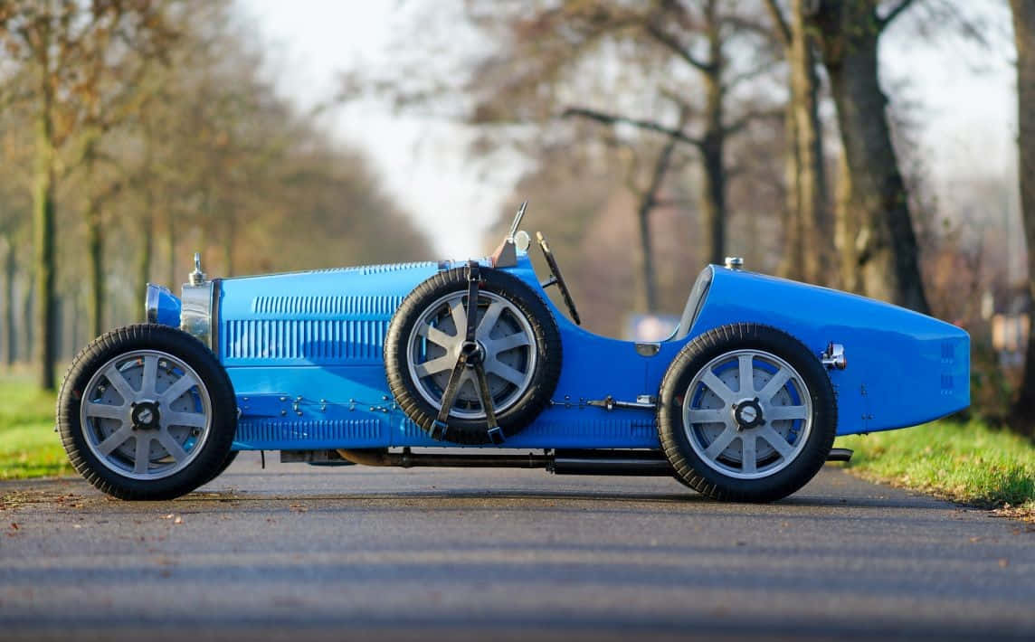 Bugatti Type 35, vintage race car, vibrant blue, SD Desktop Wallpaper