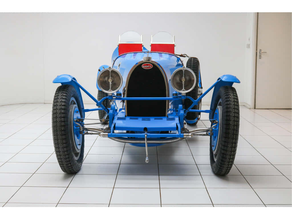 Bugatti Type 35, vintage blue, red accents, SD Desktop Wallpaper