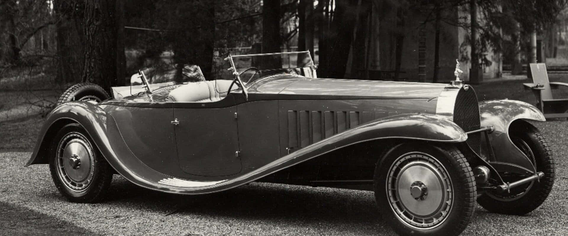Bugatti Type 41 Royale, vintage convertible sports car, flowing curves, Full HD Desktop Wallpaper