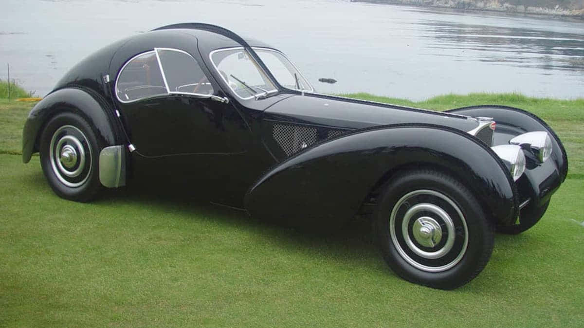 Bugatti Type 57sc Atlantic, black, chrome accents, SD Desktop Wallpaper