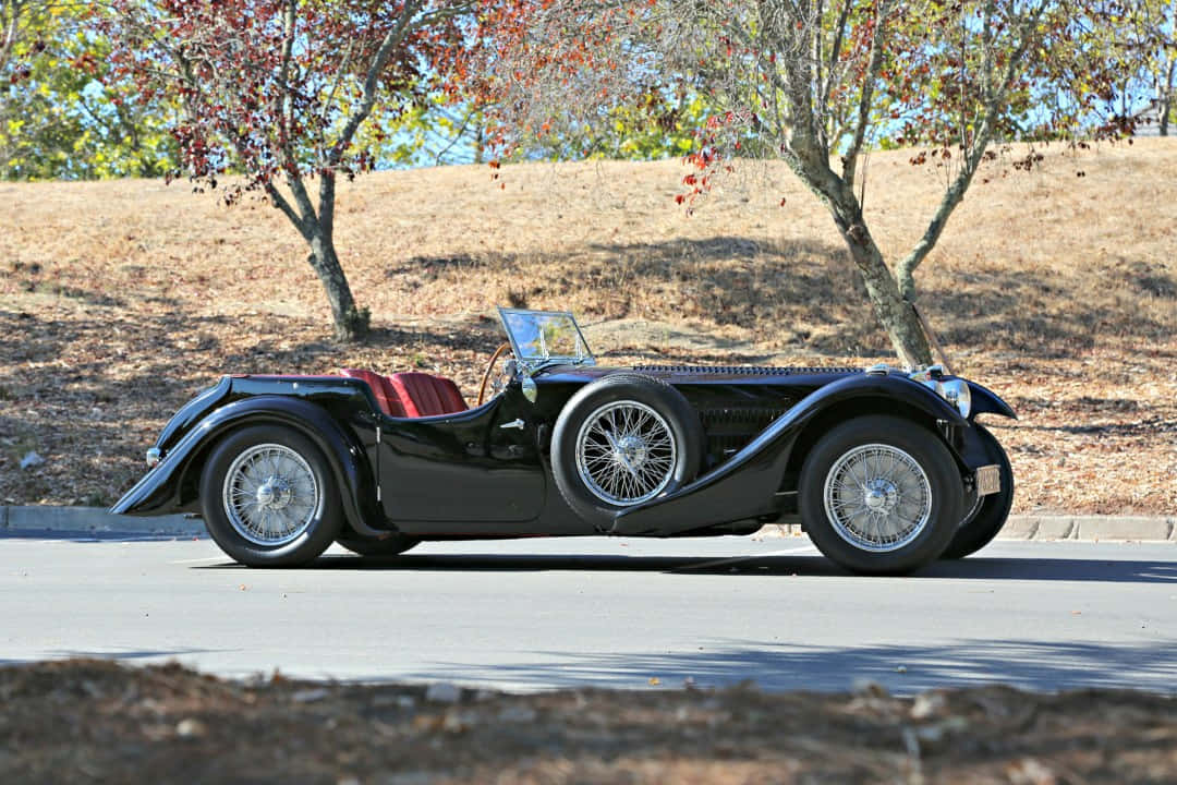 Bugatti Type 57sc Atlantic, sleek black, red interior, SD Desktop Wallpaper