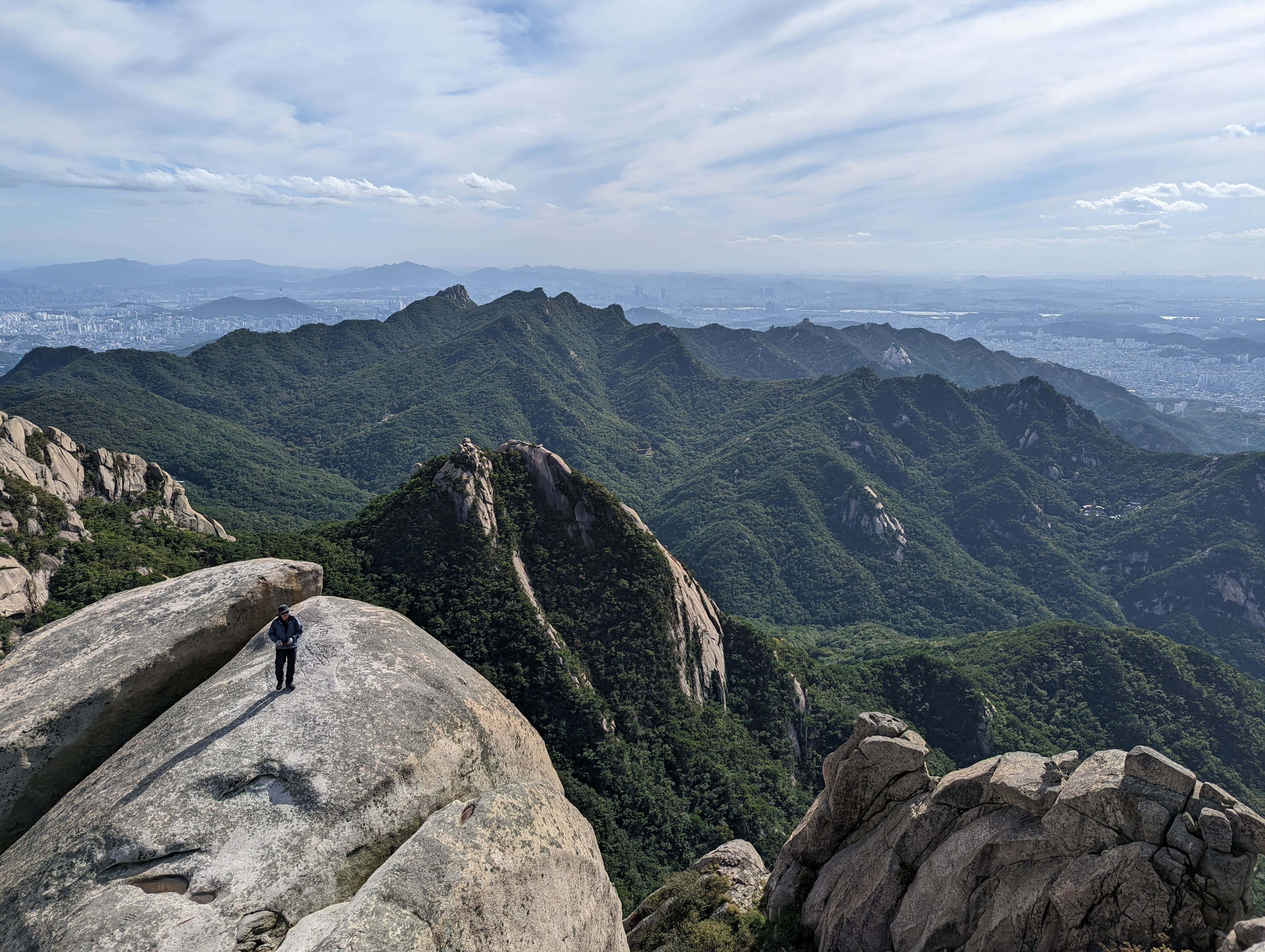 Bukhansan National Park, granite peak, green mountain range, 4K Desktop Wallpaper
