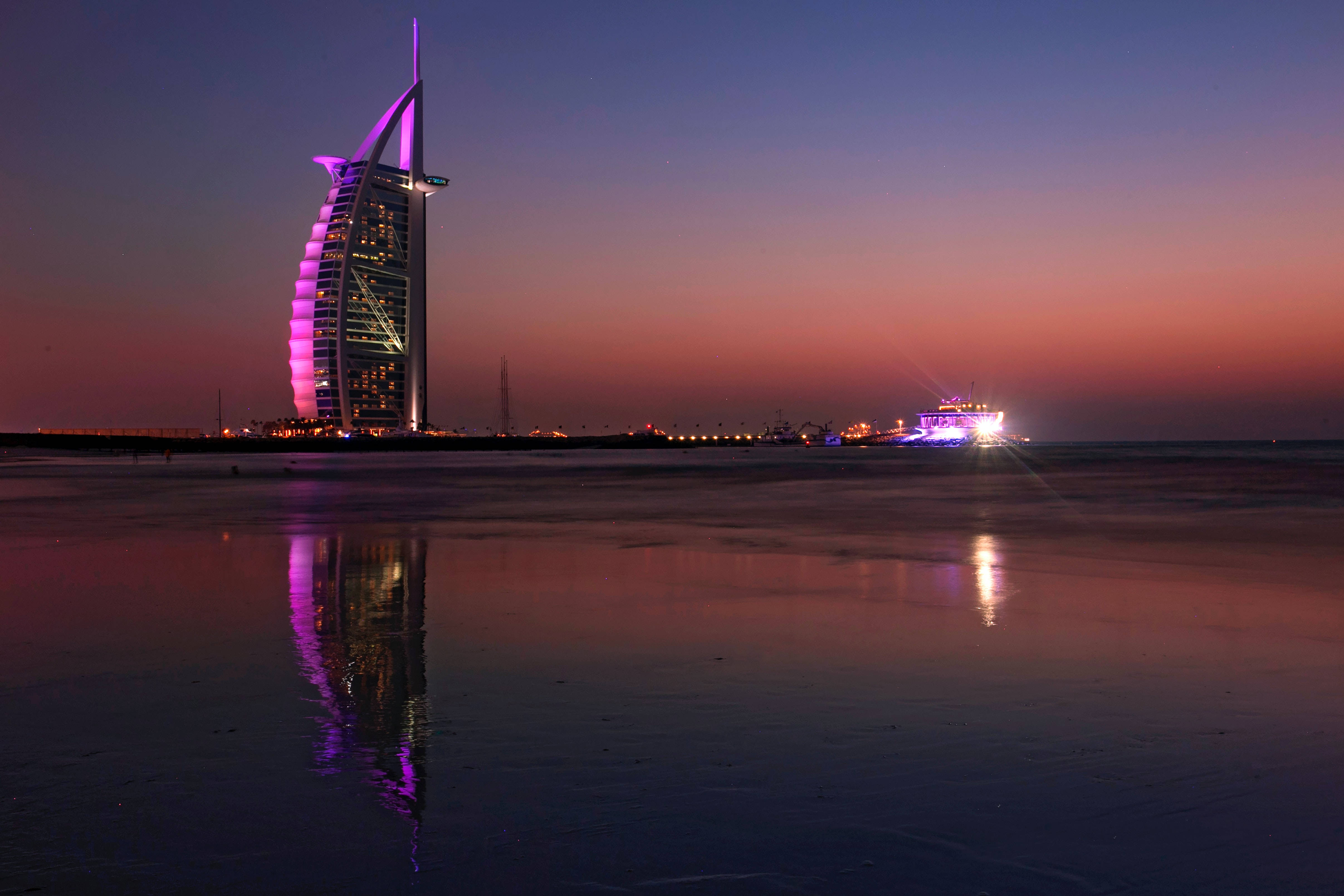 Burj Al Arab, twilight sky, purple, 4K Desktop Wallpaper