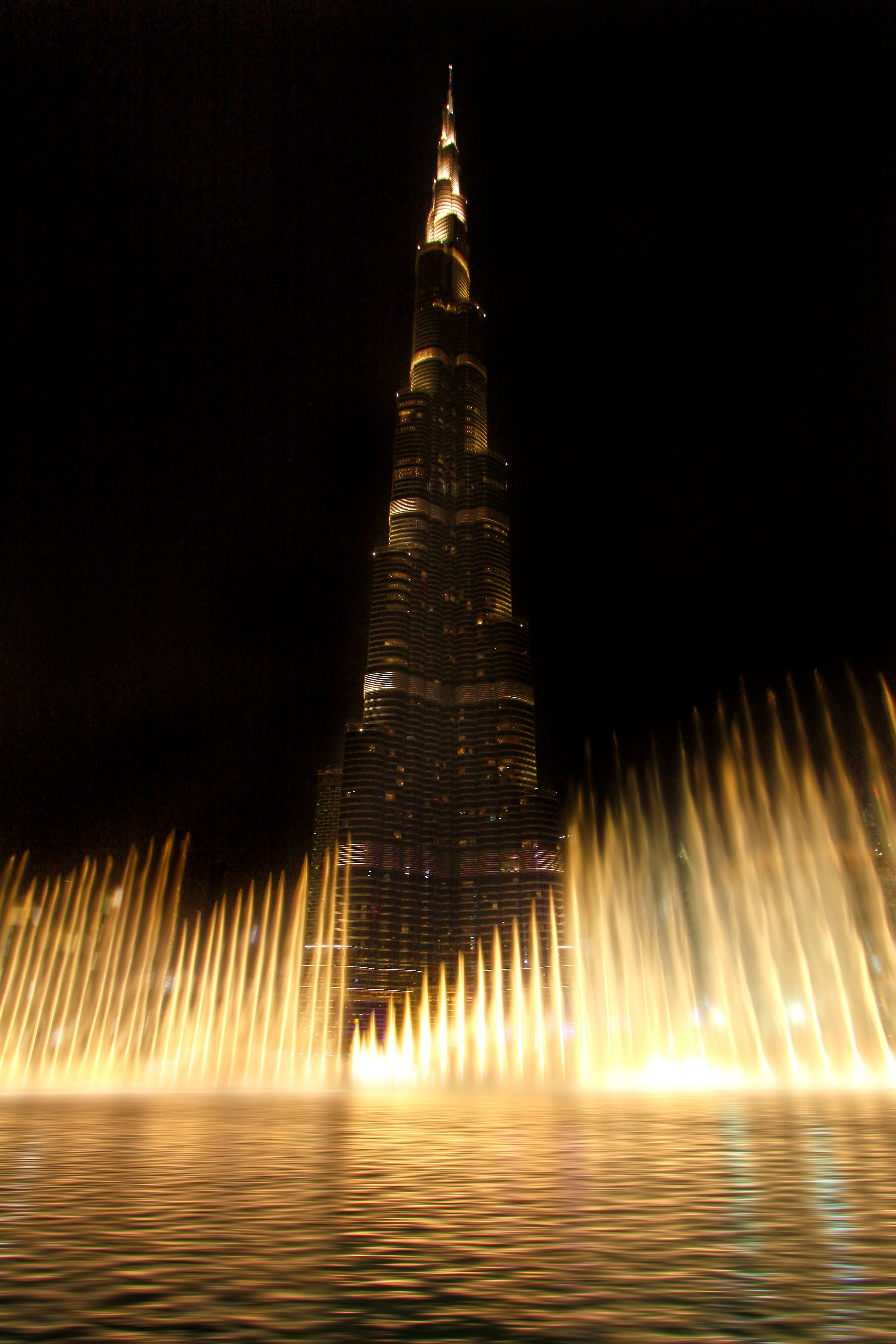 Burj Khalifa, dancing fountain, golden fountain, 4K Phone Wallpaper