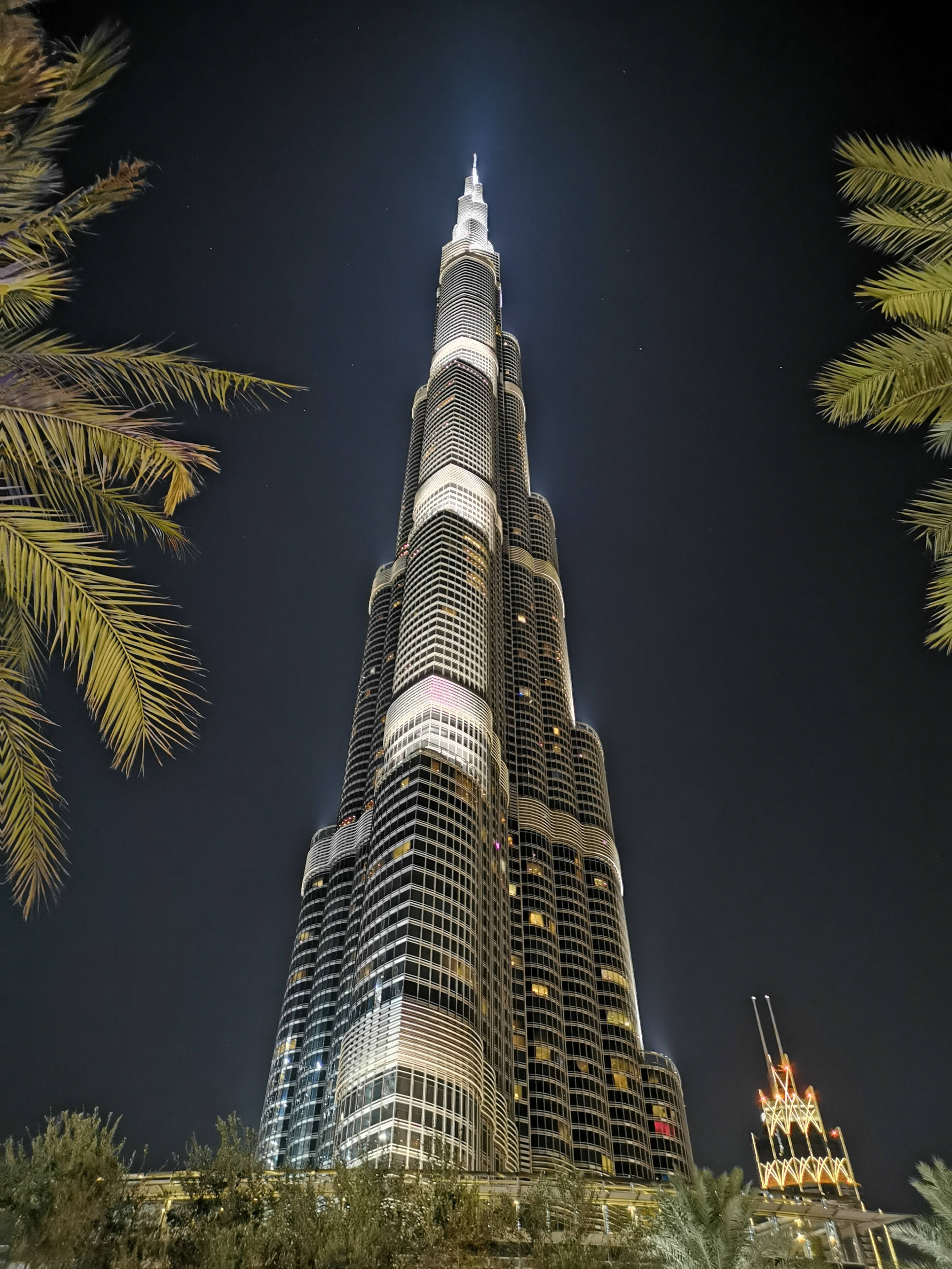 Burj Khalifa, night sky, illuminated, 2K Phone Wallpaper