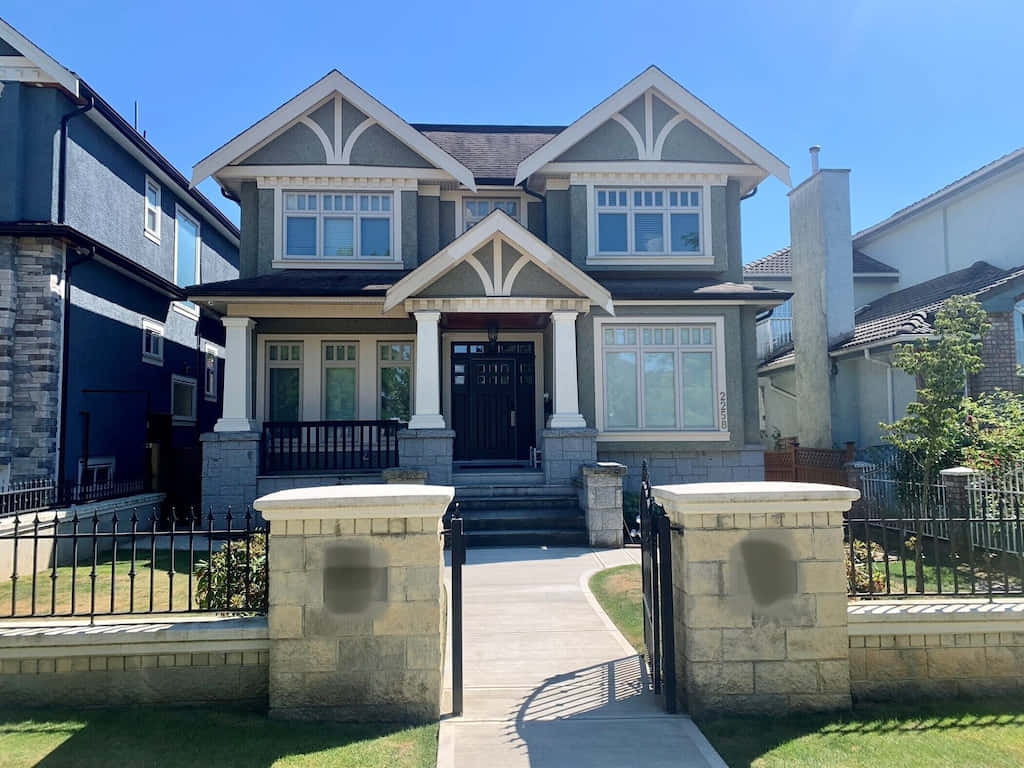 Burnaby, gray siding, white trim, SD Desktop Wallpaper