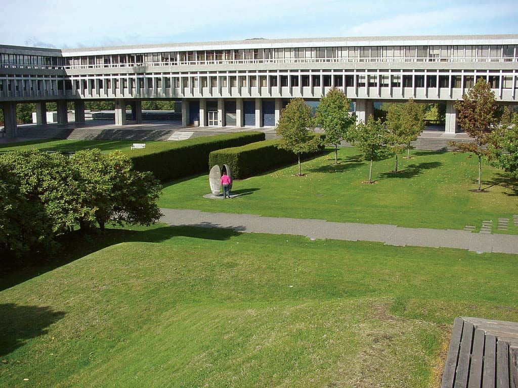 Burnaby, academic building, green space, SD Desktop Wallpaper